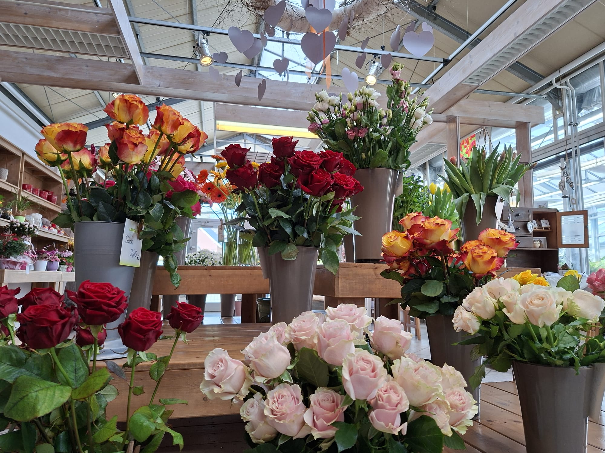 Würdevolle Floristik aus unserem Blumengeschäft